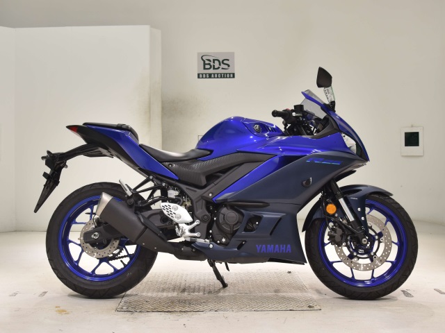 Yamaha YZF-R25A 2022