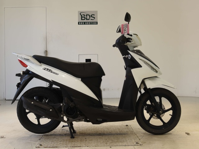 Suzuki ADDRESS V110