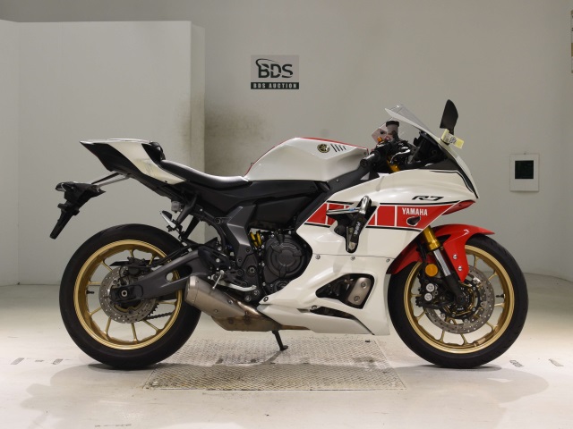 Yamaha YZF-R7-2 2022