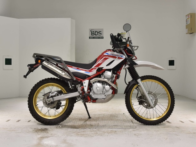 Yamaha SEROW XT250 2020