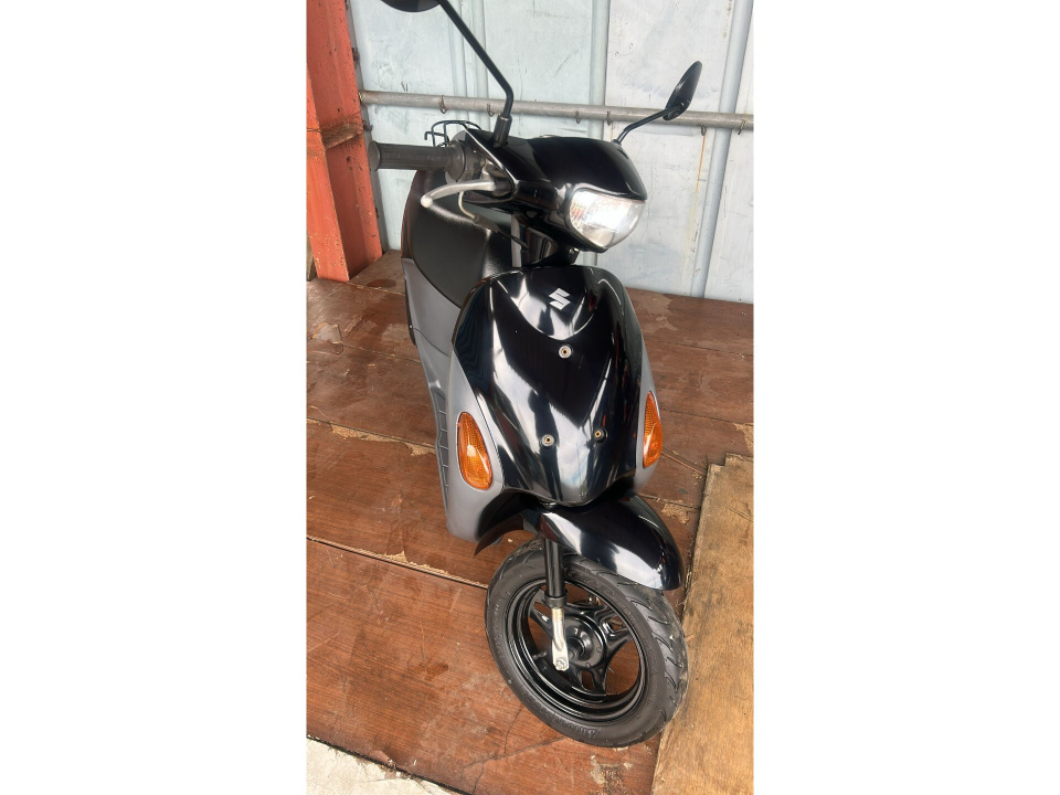Suzuki LETS4