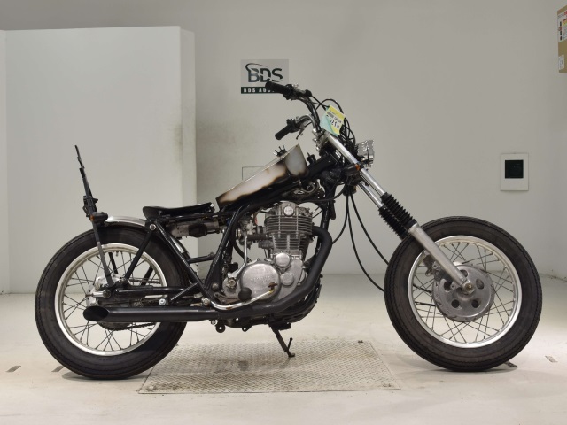Yamaha SR400 2000