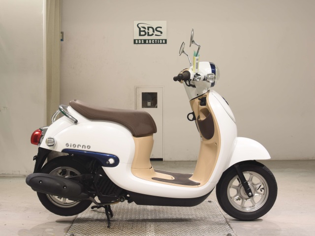Honda GIORNO 2016