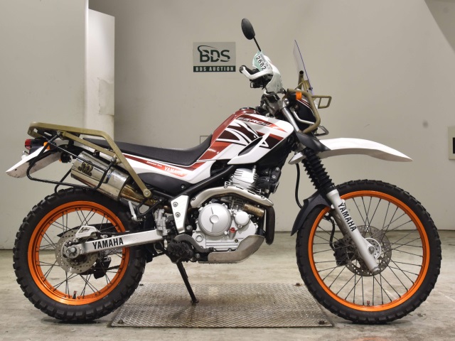 Yamaha SEROW XT250 2017