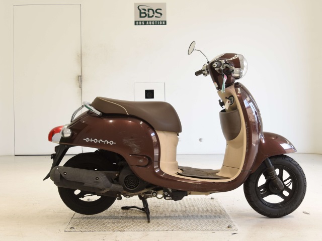 Honda GIORNO 2011