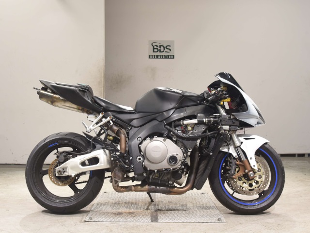 Honda CBR1000RR 2005