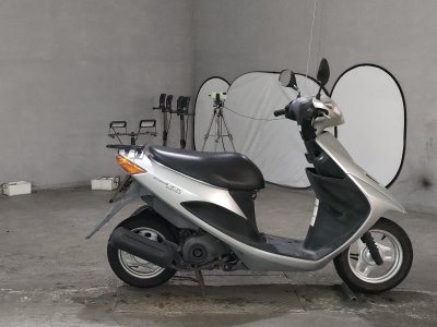 Suzuki ADDRESS V50