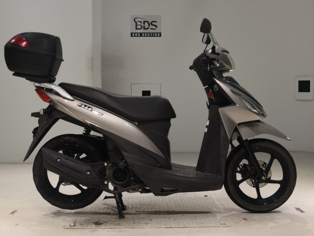 Suzuki ADDRESS V110