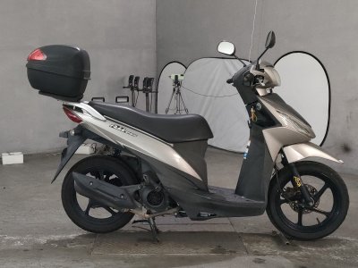 Suzuki ADDRESS V110