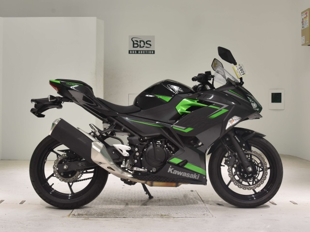 Kawasaki NINJA400 2024