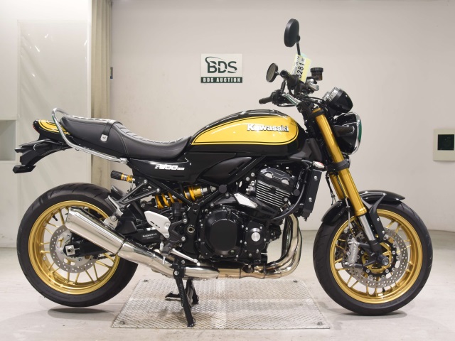 Kawasaki Z900RS SE 2022