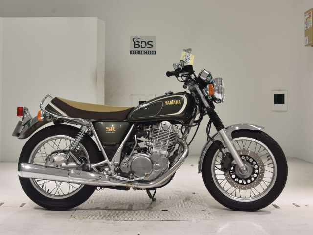 Yamaha SR400 2013