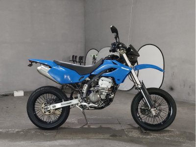 Kawasaki D TRACKER 2005