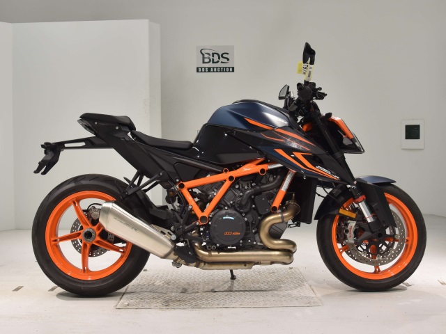 KTM 1290 SUPERDUKE R 2023