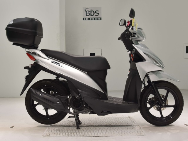 Suzuki ADDRESS V110