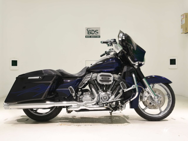 HD STREET GLIDE FLHXSE1800 2015