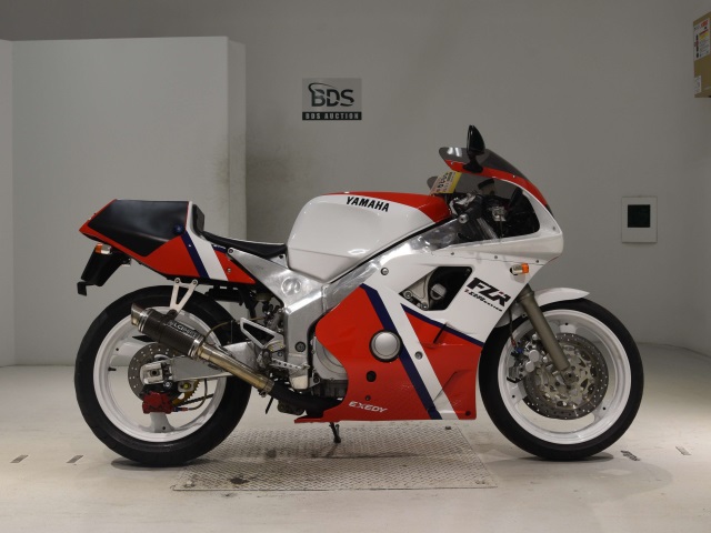 Yamaha FZR400RR 1990
