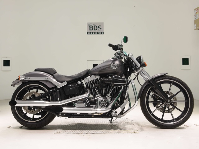 HD BREAKOUT FXSB1690 2016