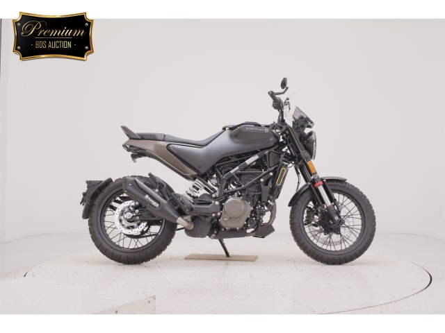 Husqvarna SVARTPILEN 125 2023