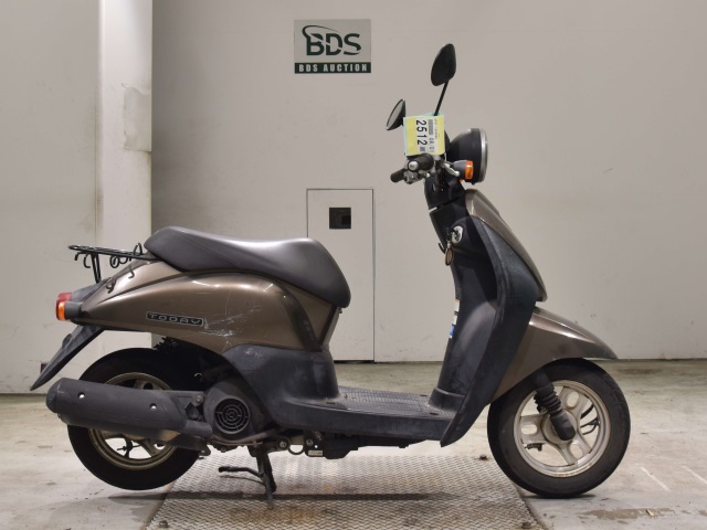 Honda TODAY 2012
