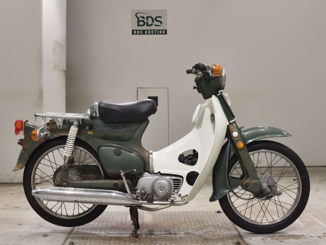 Honda C50 1976