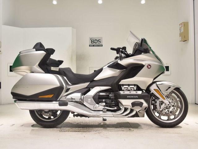 Honda GL1800 TOUR D 2024