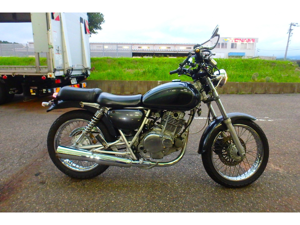 Suzuki ST250E