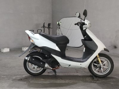 Suzuki SEPIA ZZ