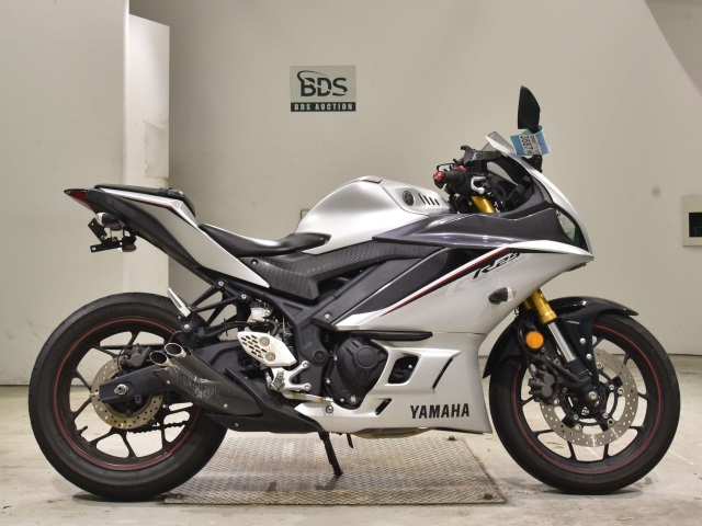 Yamaha YZF-R25A 2020