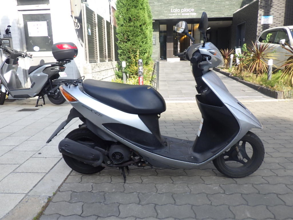Suzuki ADDRESS V50
