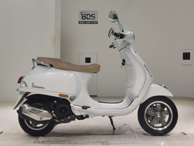 Vespa VXL125