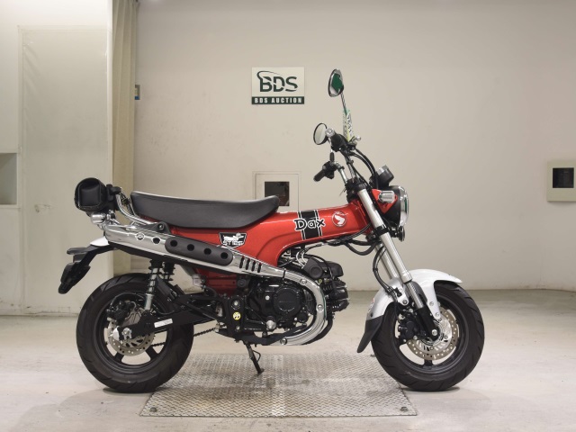 Honda DAX125 2022