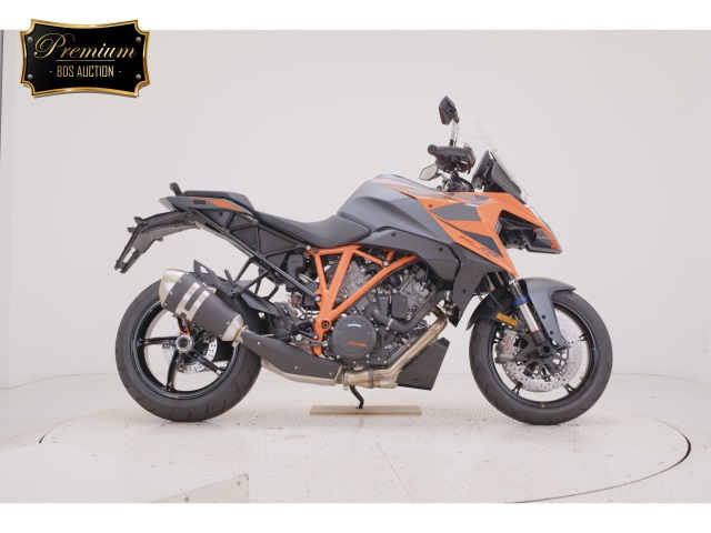 KTM 1290 SUPERDUKE GT 2025