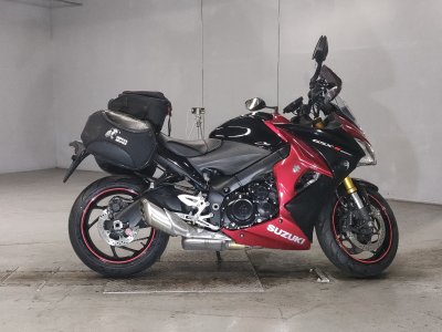 Suzuki GSX-S1000F 2015