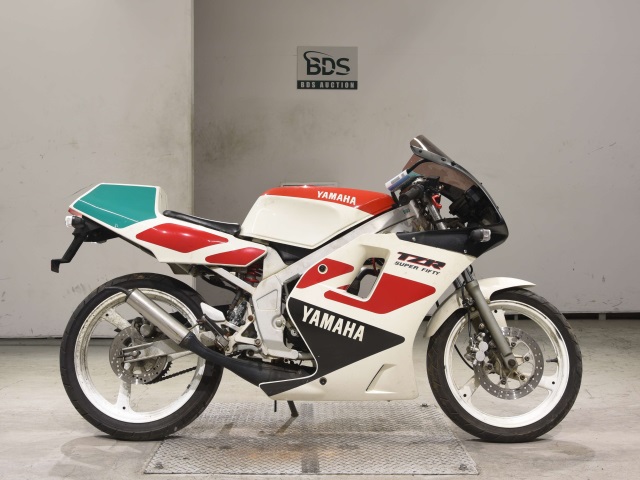 Yamaha TZR50 1991