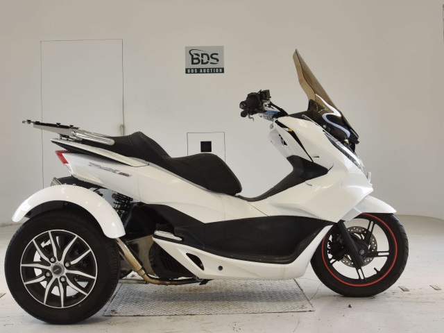 Honda PCX150 TRIKE 2015