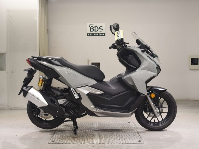 Honda ADV 160 2025