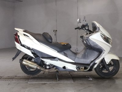 Suzuki SKYWAVE 250S