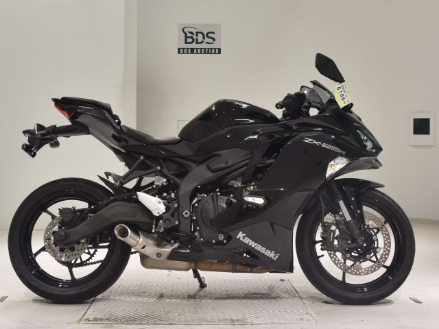Kawasaki NINJA ZX-25R 2022