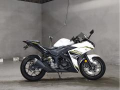 Yamaha YZF-R25 2017