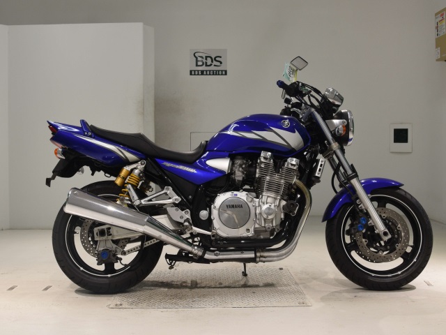 Yamaha XJR1300 2005