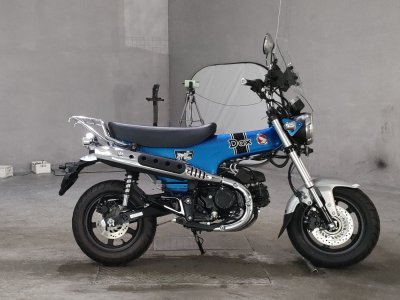 Honda DAX125 2022