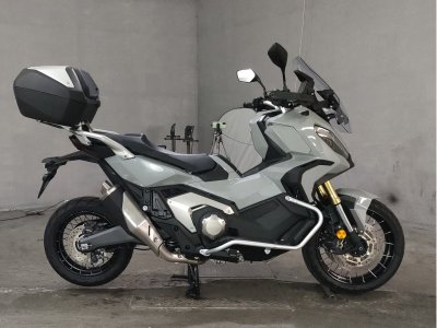 Honda X-ADV750 2023