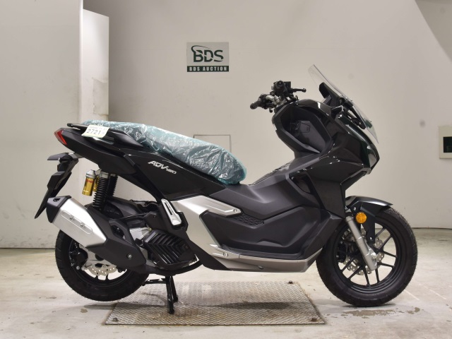 Honda ADV 160 2025