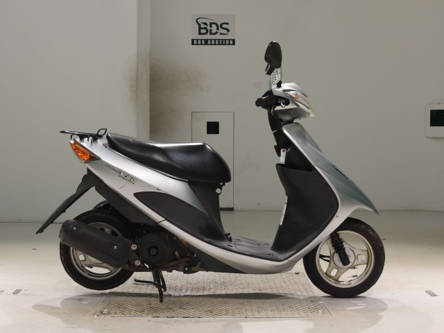 Suzuki ADDRESS V50
