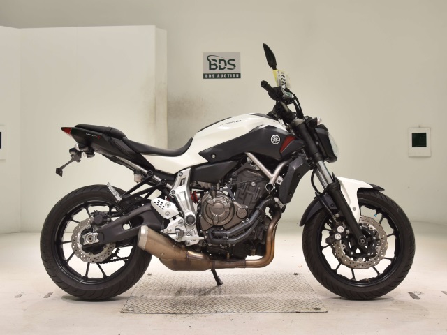 Yamaha MT-07 2015