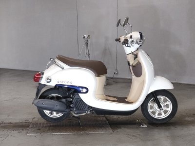 Honda GIORNO 2016