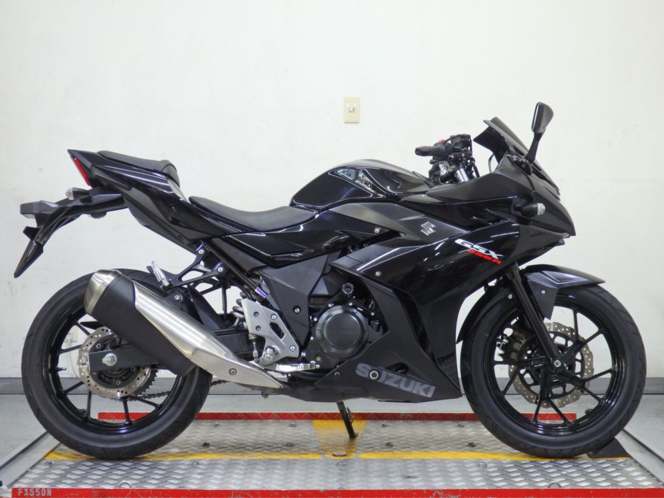 Suzuki GSX250R