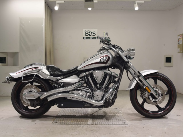 Yamaha RAIDER XV1900 2018