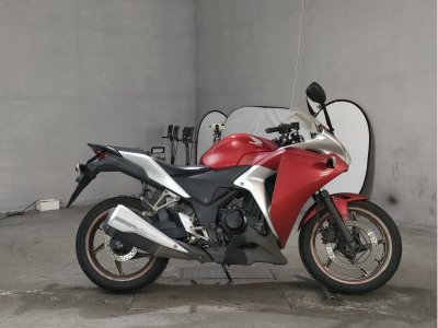 Honda CBR250R 2011